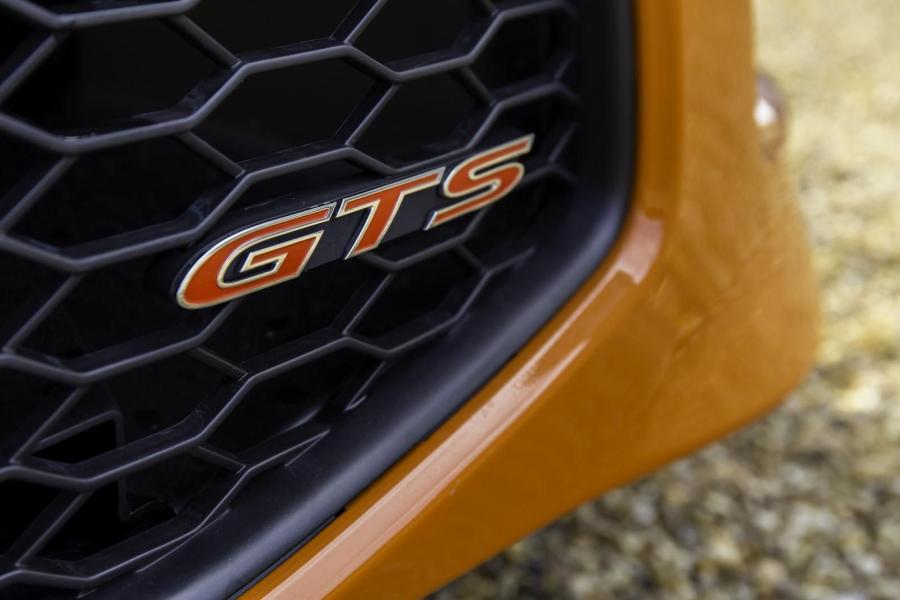  Vauxhall VXR8 GTS 2014 года  (фото 46 из 88)